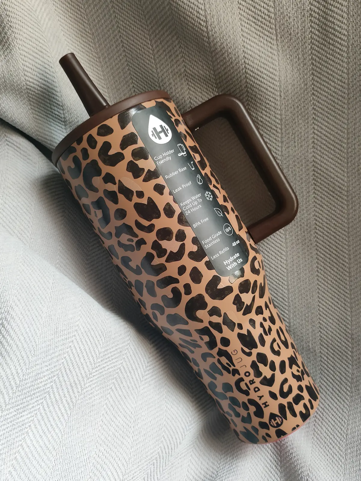 HYDROJUG Traveler Tumbler 40oz Savanna Leopard Print Pattern Of