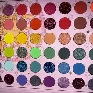 Eyeshadow Palette - Smooth Application, Long-Lasting Wear, Vibrant Colors, Perfect for Everyday Makeup yeshadow Shimmering eyeshadow duo eye shadow