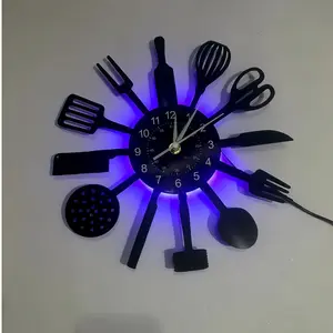Kitchen Tool Silhouette Glue Wall Clock, Eye-Catching Design, Suitable for Cooking Enthusiasts, Restaurants, Cafes, Home Kitchens