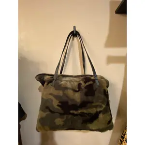 Lightweight Faux Fur Medium Duffel Bag