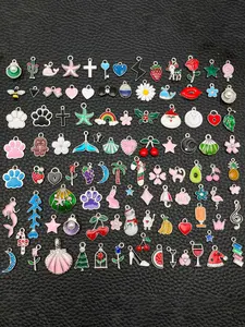20/100pcs Random Mix Fashion Enamel Assorted Flower Cross Fruit Charm White K Mini Bulk Pendant for DIY Bracelet Necklace Earrings Jewelry Making Craft Accessories