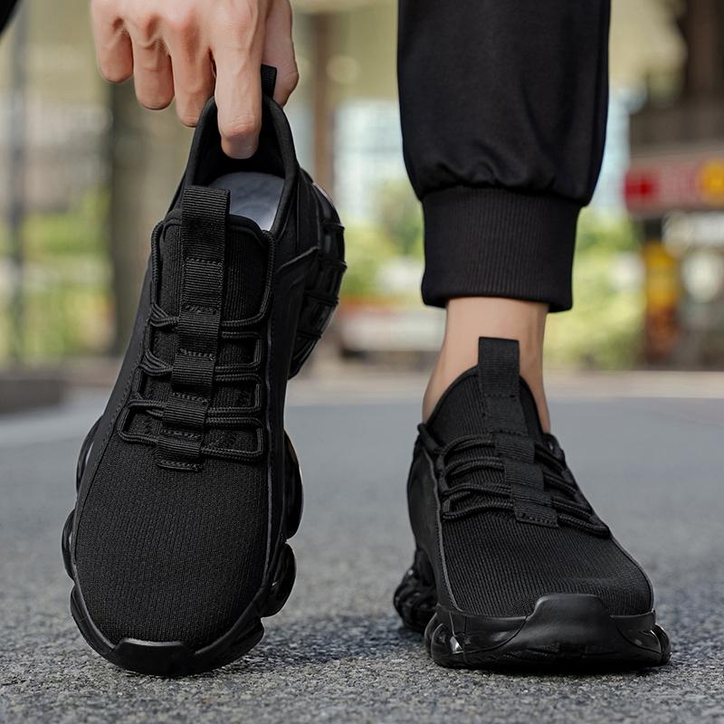 2025 Autumn Winter Men's New Breathable Sports & Leisure Shoes Lightweight Running Sneakers Thick Soled Skateboarding Black Driving Trainers woman men wide fit Breathable Men's Running Shoes
