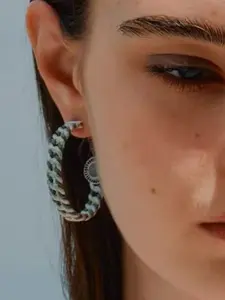 Unisex Hollow Out Earrings, Intricate Braided Details, Versatile Design for All Occasions, Perfect Gift Idea