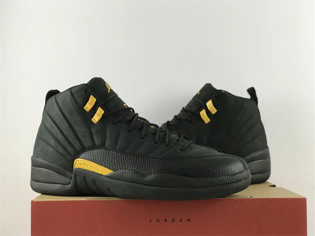 Brand New Sealed Retro High Top Basketball Sneakers, Full Black Leather Upper Gold Metal Eyelets & Midsole Strip Unisex Luxury Street Athletic Shoes, Cushioned Midsole, Minimalist Casual Couple Footwear With Original Shoe Box