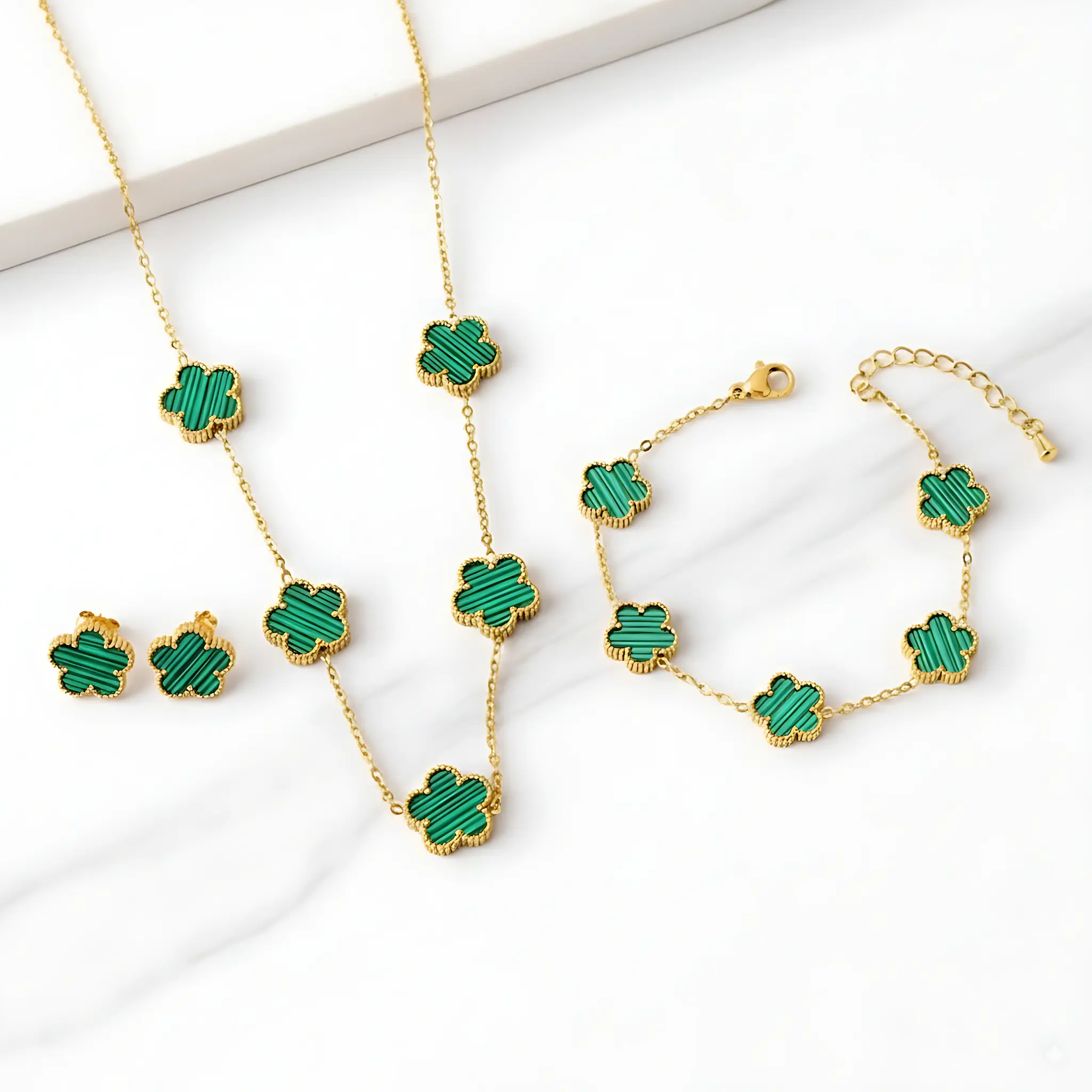 Women's Durable Green 5-Leaf Clover Fashion Jewelry Complete Chain Bracelet Set - Female Anniversary Gift with Necklace, Bracelet, Earrings