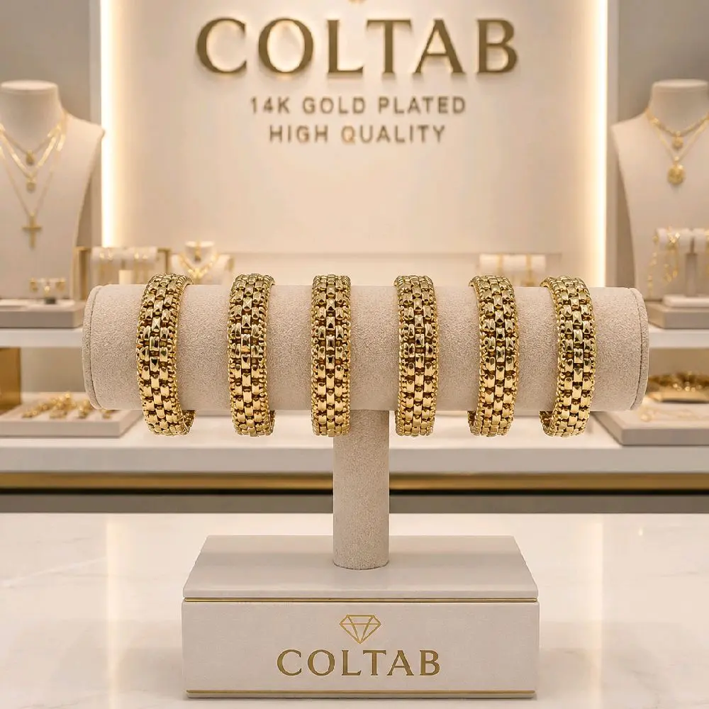 (155)14K Gold Plated 7.5-Inch Bracelet for Men & Women Classic Design  Versatile Jewelry Accessory