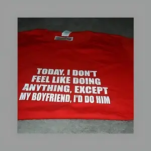 Stylish T-Shirt Collection for Men and Women - Fashionable Blouses and Tops