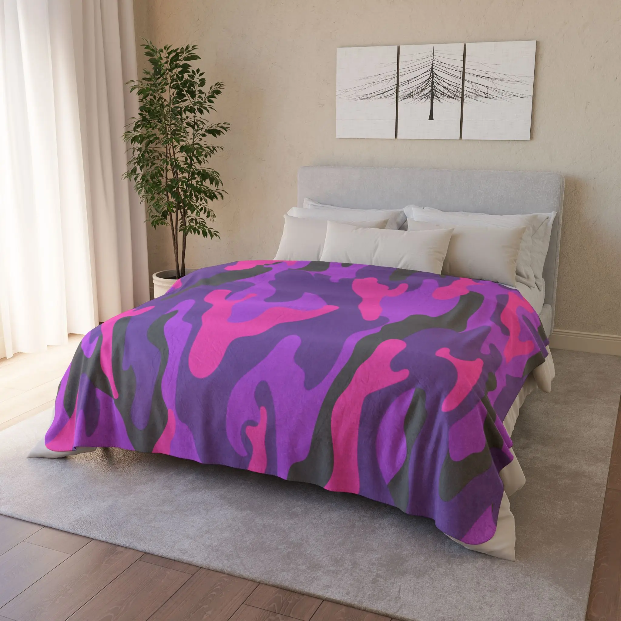 Vibrant Camouflage Fleece Sherpa Blanket - Cozy Throw for Home, Camping, Outdoor Adventures, Picnics, and Gift Ideas