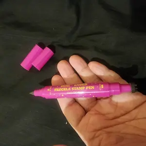 Product Review of Waterproof Freckles Pen: Faux Freckle Stamp and Fine Tip Eyeliner for Realistic, Long-Lasting Freckles and Effortless Makeup, Perfect for Daily Wear and Cosplay from K**e