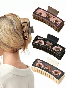 Highland Cow Sunflower Print Hair Clips Set, Western Bohemian Style Large Hair Claw, Anti-Slip Strong Grip Hair Accessories, Bohemian Aesthetic, Animal Print Theme