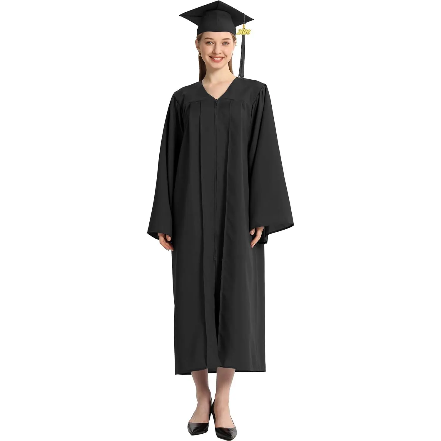 Unisex Multi-Size Graduation Cap and Gown 1-Tassel Set with 2025-2026 Charm, Matching Compatibility, Zipper Closure for High School & Bachelor Candidates