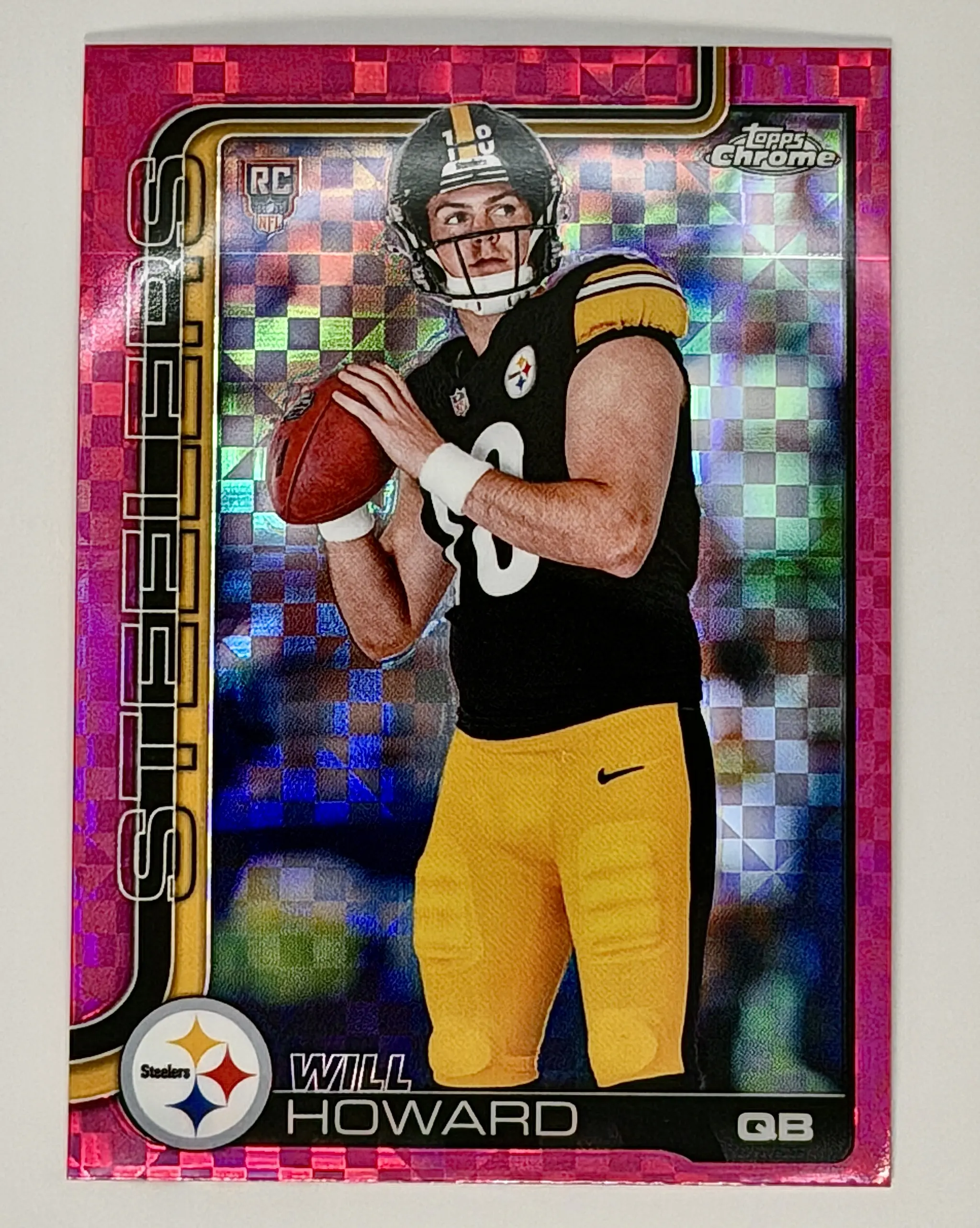 2025 Topps Chrome #321 Will Howard Hot Pink X-Fractor