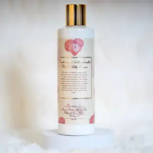 Strawberries & Marshmallow Fluff Body Cream - Luxurious Hydrating Lotion with Mango Butter Shea Butter Jojoba Oil Apricot Kernel Oil & Vitamin E for Soft Smooth Skin