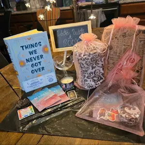 Date With a Book Kit