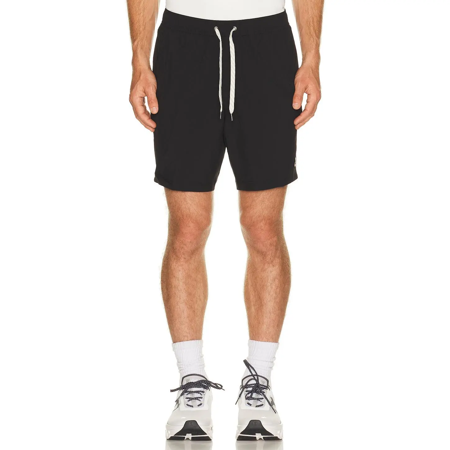 Vuori Kore Lined 7" Lined Short in Black