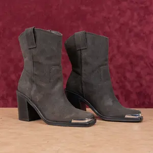 Dolce Vita Women Falon Onyx Leather Western Cowboy Ankle Boots sz 6.5