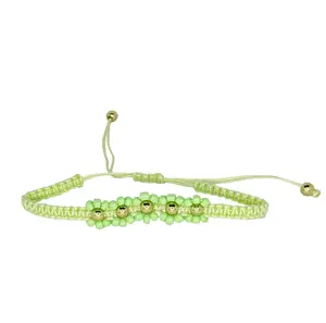 Handmade Daisy Bracelet 🌼✨ Includes 1 bracelet