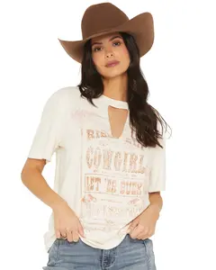 Idyllwind Women's Ride Em Cowgirl Short Sleeve Graphic Tee - Iwho24k56-Crm