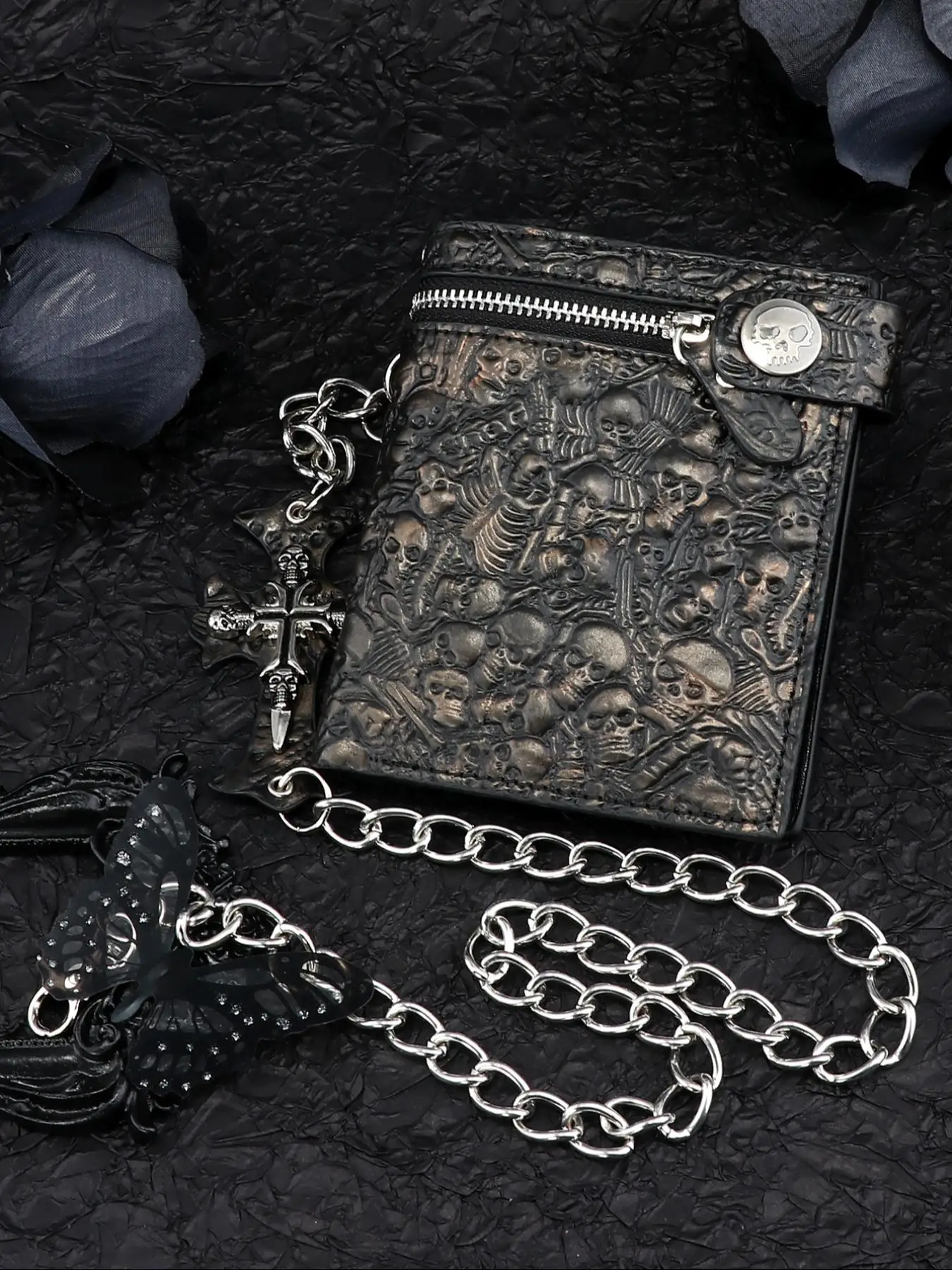 Punk Style Skull Design Textured Bifold Wallets for Men, Fashionable Cross Charm Chain Wallet Purses, Casual Trendy Versatile High-quality Daily Use W