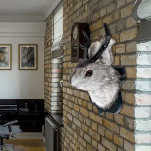Resin Deer Head Animal Wall Decor, Home Wall Decoration, Ornamental Piece, Durable Resin Material, Perfect for Interior Design