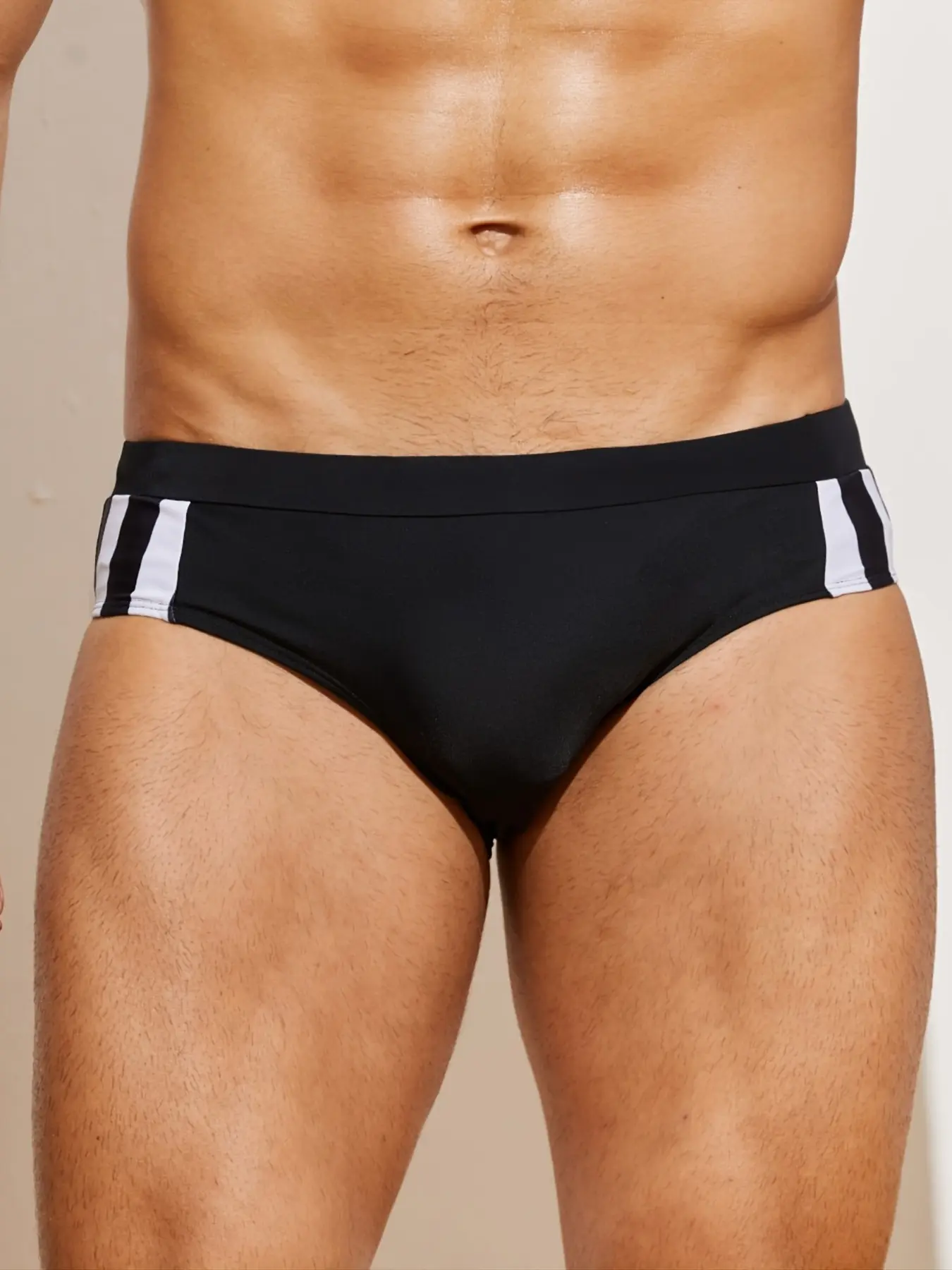 Men's brief swim trunks, men's swimwear, active quick-dry swimming swim shorts suitable for the pool and beach