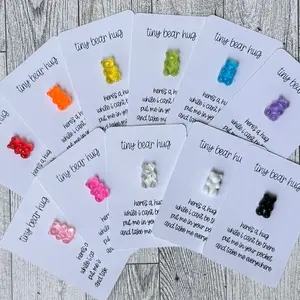 10pcs Random Colorful Cute Hugging Bear, Resin Pocket-Friendly Bear , Ideal For Birthday, Wedding, Valentine's Gift, Encouragement Token, Easter Basket Stuffer, Companion For Home, Office, Party Decorations, Charming Gifts For Friends