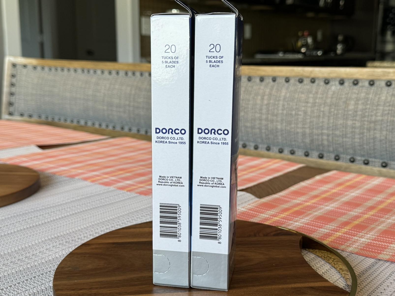 Dorco Prime Platinum Long Double Edge Razor Shaving Blades, 200 ct for Barbers - 2 packs of 100 blades each .