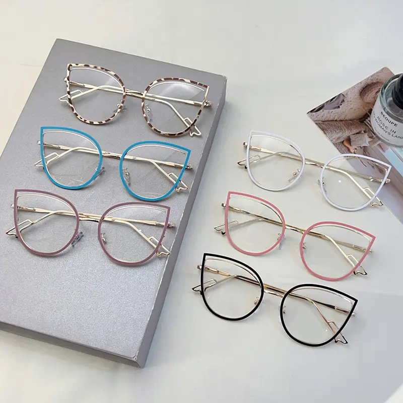 Unisex Retro Cat-Eye Eyeglasses with Vintage Hollow Design, Prescription-Compatible Frames with Spring Hinges & Blue Light Blocking Lenses, Stylish Eyeglass, Eyewear Frame
