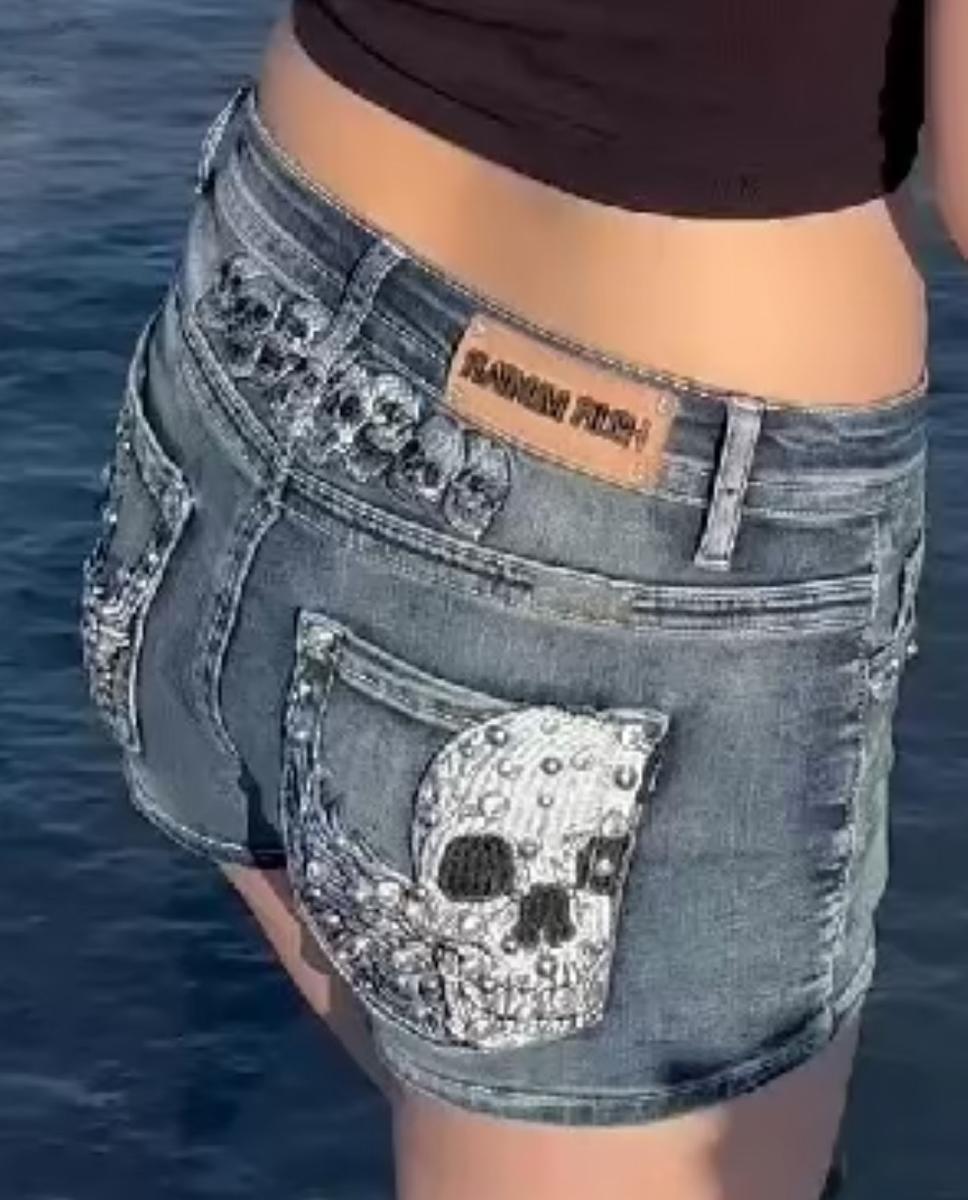 Item: Skull Crew Short, M (4-7)