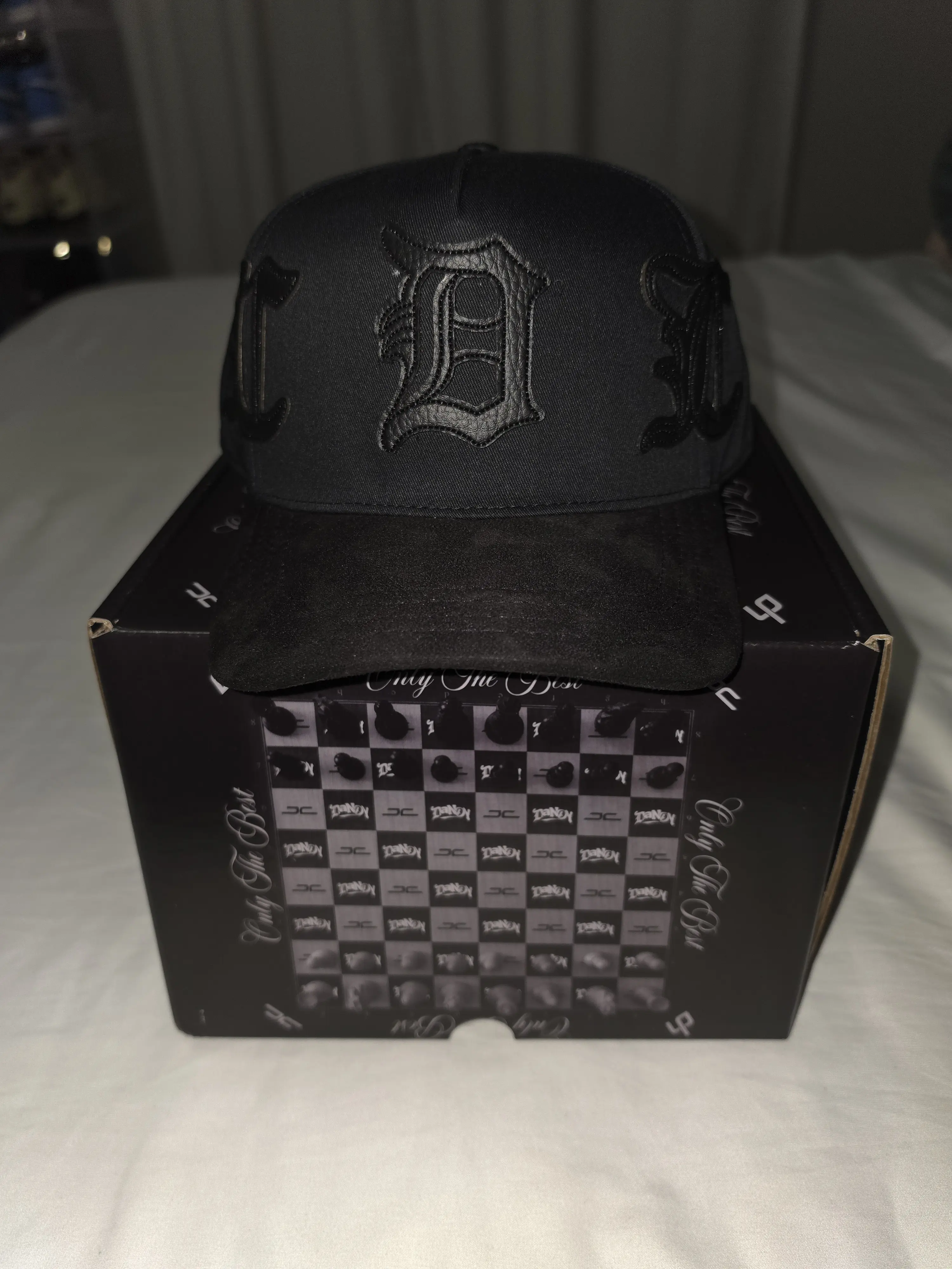 JC x Dandy , Hats  King of Kings . Full set (Extra Pines)