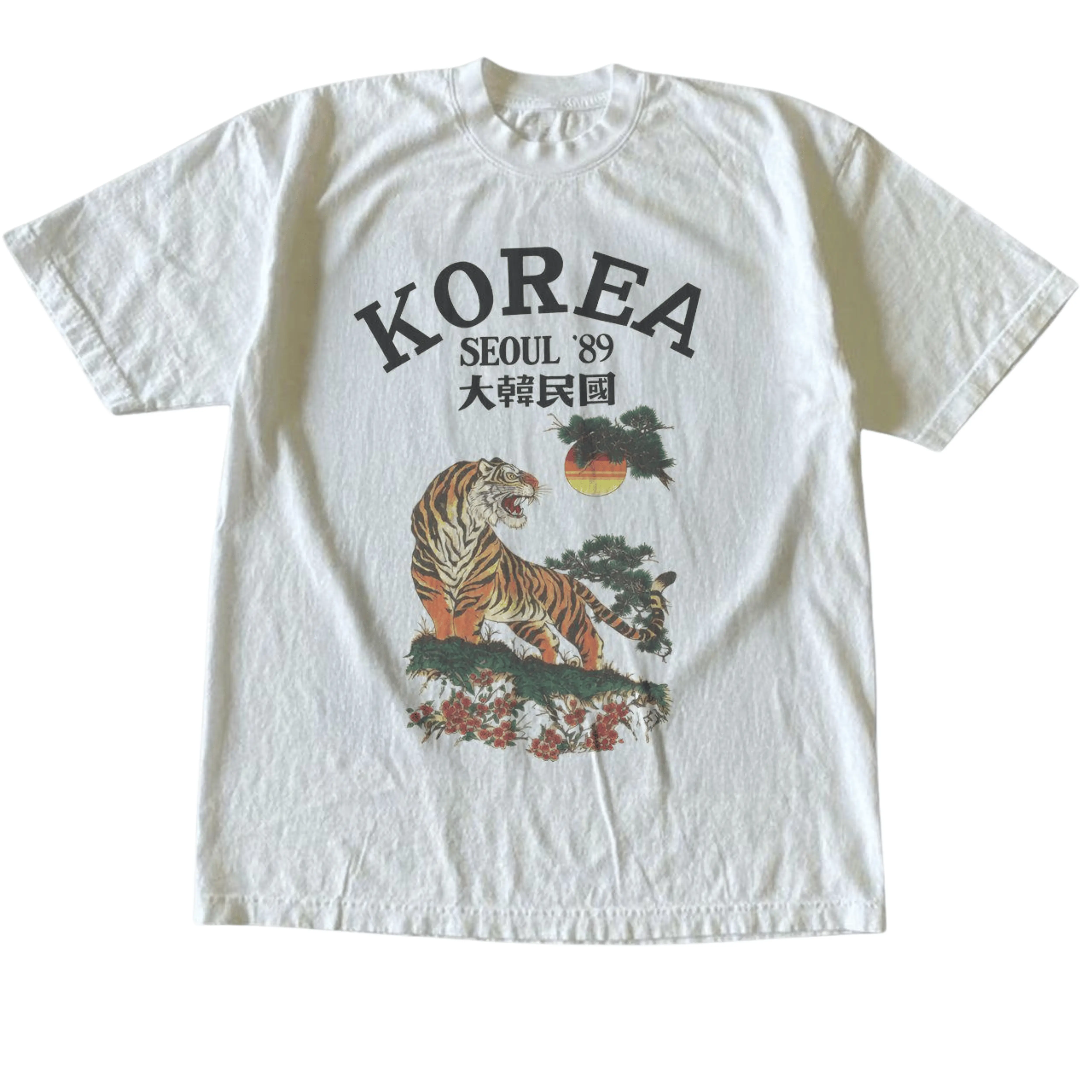 Gildan Men's and Women's T-Shirt, Vintage Style Korea Seoul 89 Tiger Graphic Tee, Unisex Casual Top, Asian Culture Souvenir Shirt, Retro Korean Art Lover Apparel, Matching Couples Outfits, Unique Birthday Present, Premium Cotton