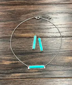 16" Bar Turquoise Necklace Earrings Set