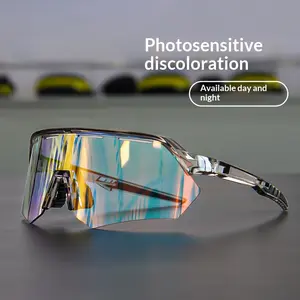 Polarized Sports Sunglasses - Lightweight, UV400 Polarised Eyewear, Windproof Sand Goggles, Sports Cycling Goggles for Men, Stylish Iridescent Outdoor Adventure Accessories, Lightweight Sports Sunglasses