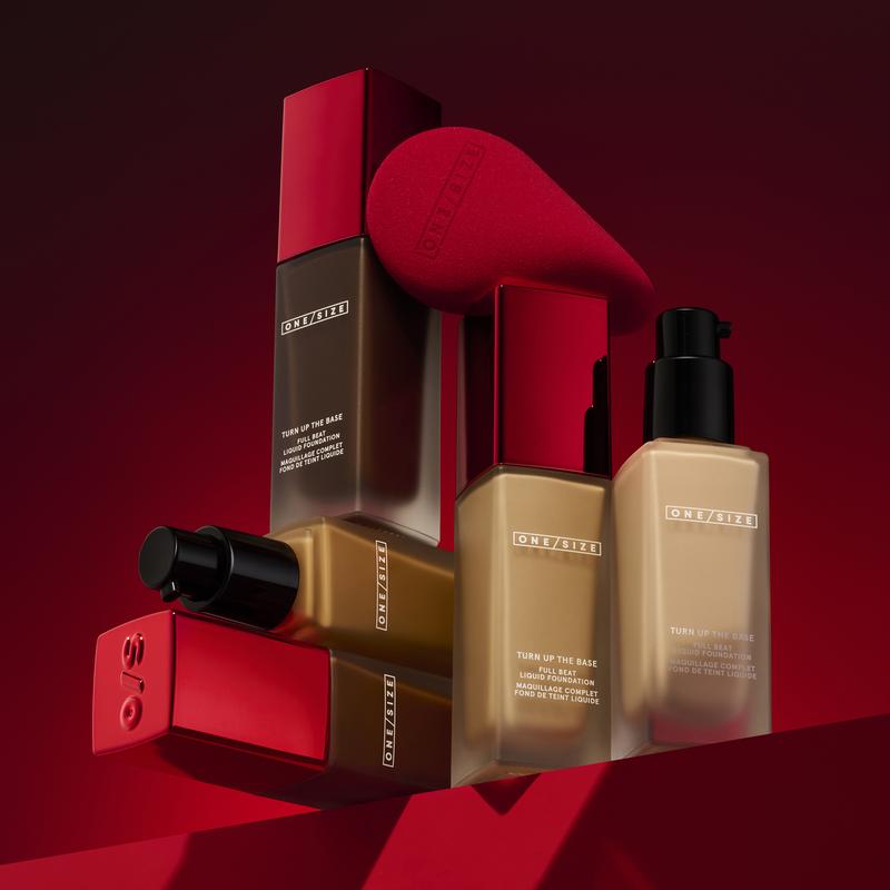 Turn Up the Base Infinity Beauty Sponge - Antibacterial, Ergonomic, Latex-Free Sponge | Smooth Product Application for All Makeup Formulas