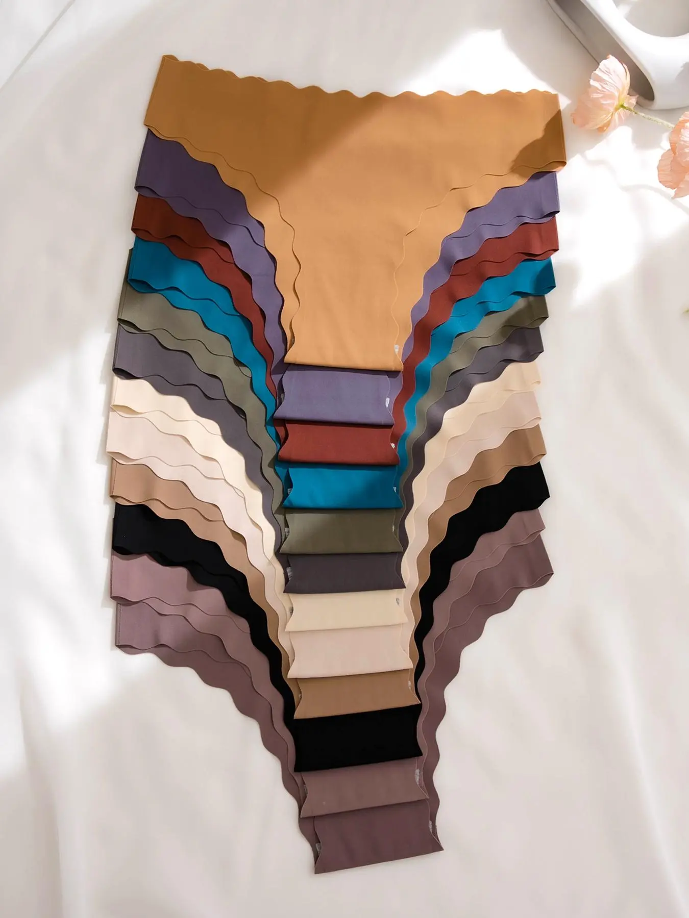 Women's Solid Color Seamless Brief, Soft Comfy Breathable Panty for Daily Wear, Women's Underwear for Summer, Breathable Comfy Innerwear, Seamless Panties, Breathable Seamless Knicker