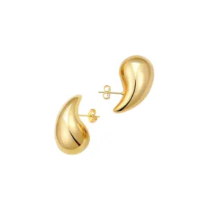 Iconic Golden Drop Earrings - Perfect for Any Occasion
