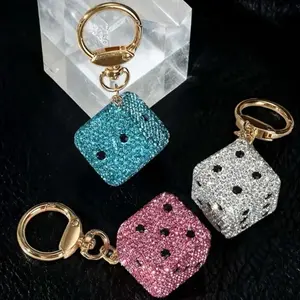 1 pcs Unique Dice Shape Keychain Gift for Graduation & Back-To-School, Casual Style Car Key Chain & Phone Strap for Women & Kids