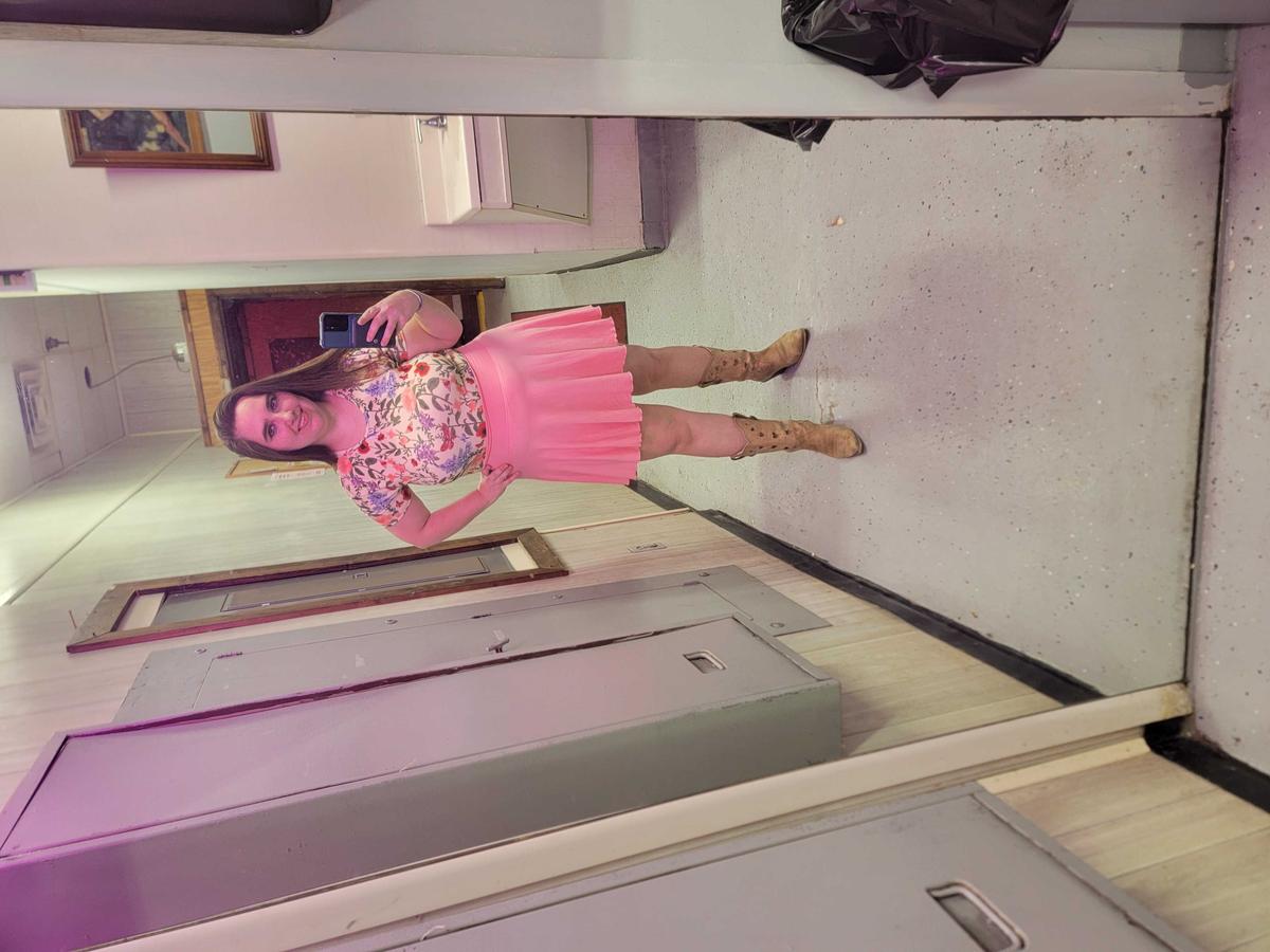 Item: Peach red,Grass green, XL