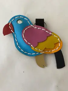 Soy Nica - Keychain Parrot