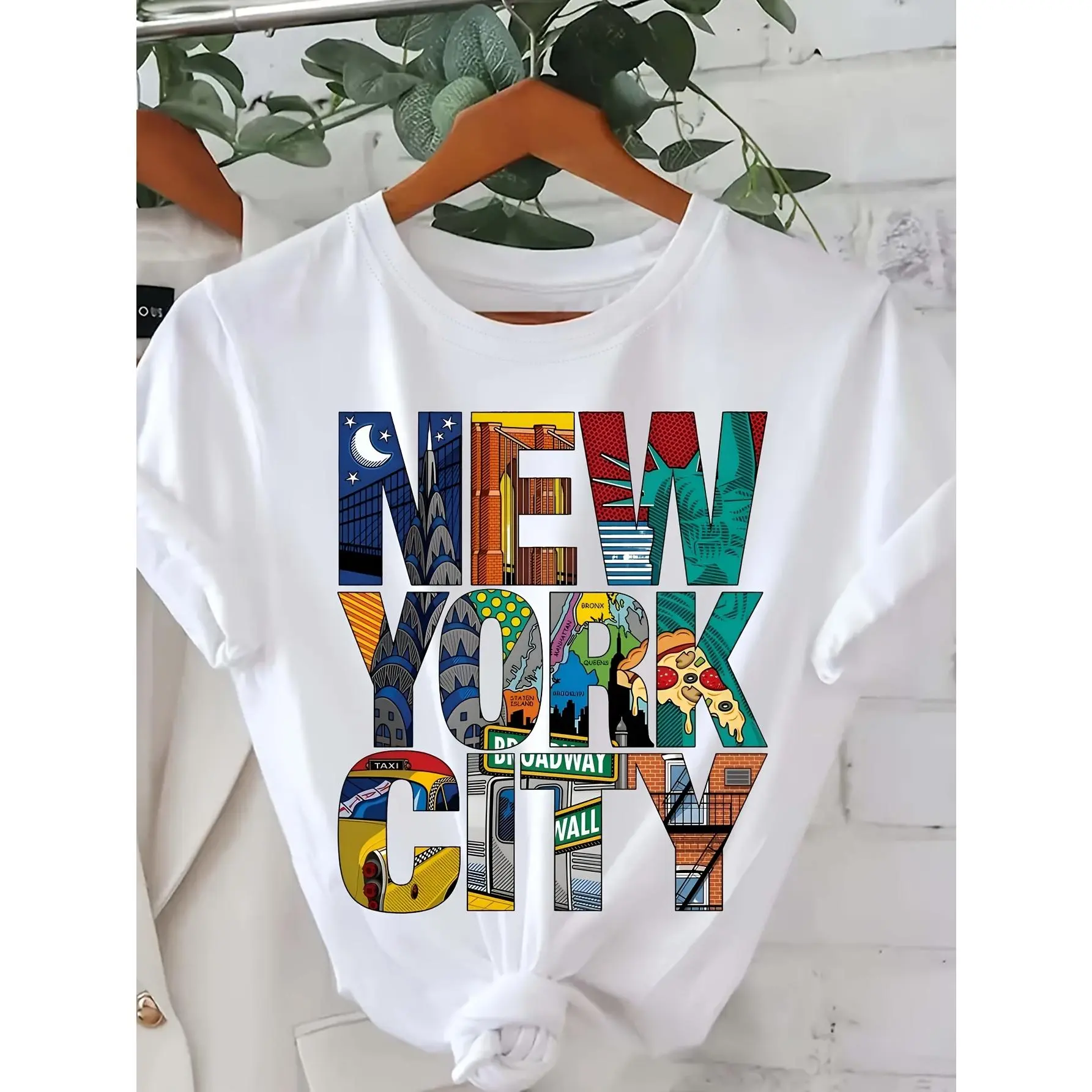 Women's Short Sleeve T-Shirt - NYC Orienteering Casual Round Neck Tee, Machine Washable, Featuring New York City Skyline & Geometric Map Urban Navigation Top, Shortsleeve