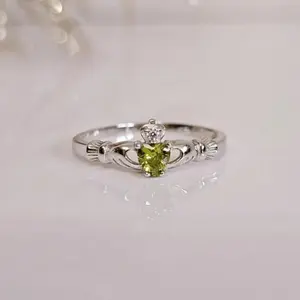 Sterling Silver 925 Peridot claddagh ring