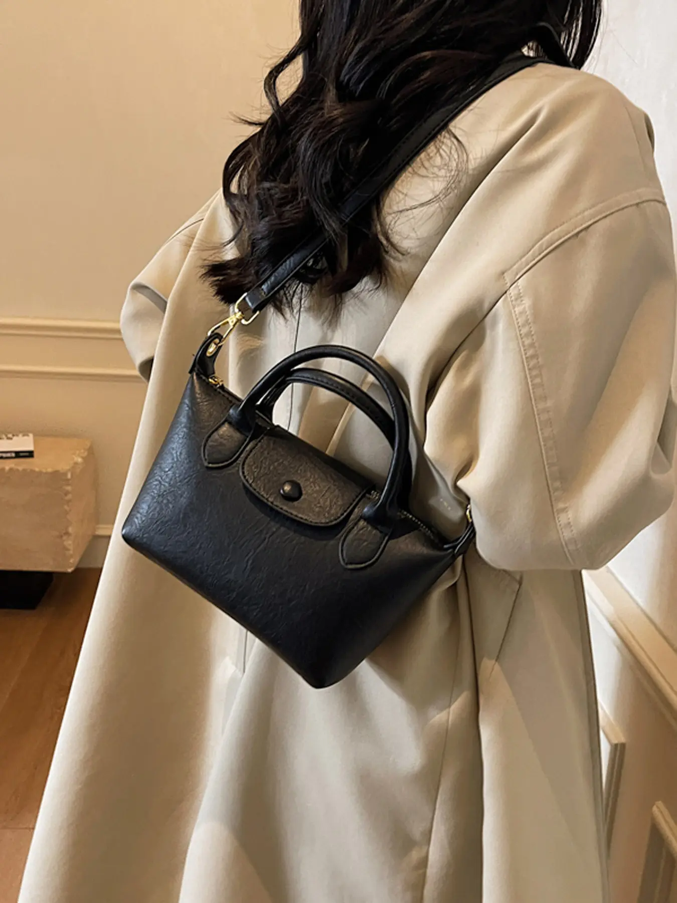 French Vintage Black Dumpling Bag Valentine's Day Gift: Niche Designer Casual Handbag Satchel for Women Elegant Bag Perfect for Dates & Commuting Casual Crossbody Bags Crossbody Bag  Shoulder Bag Fashionable Crossbody Bag