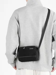 1pc Men's crossbody bag, lightweight and versatile design suitable for daily commuting, campus and casual wear, men's shoulder bag