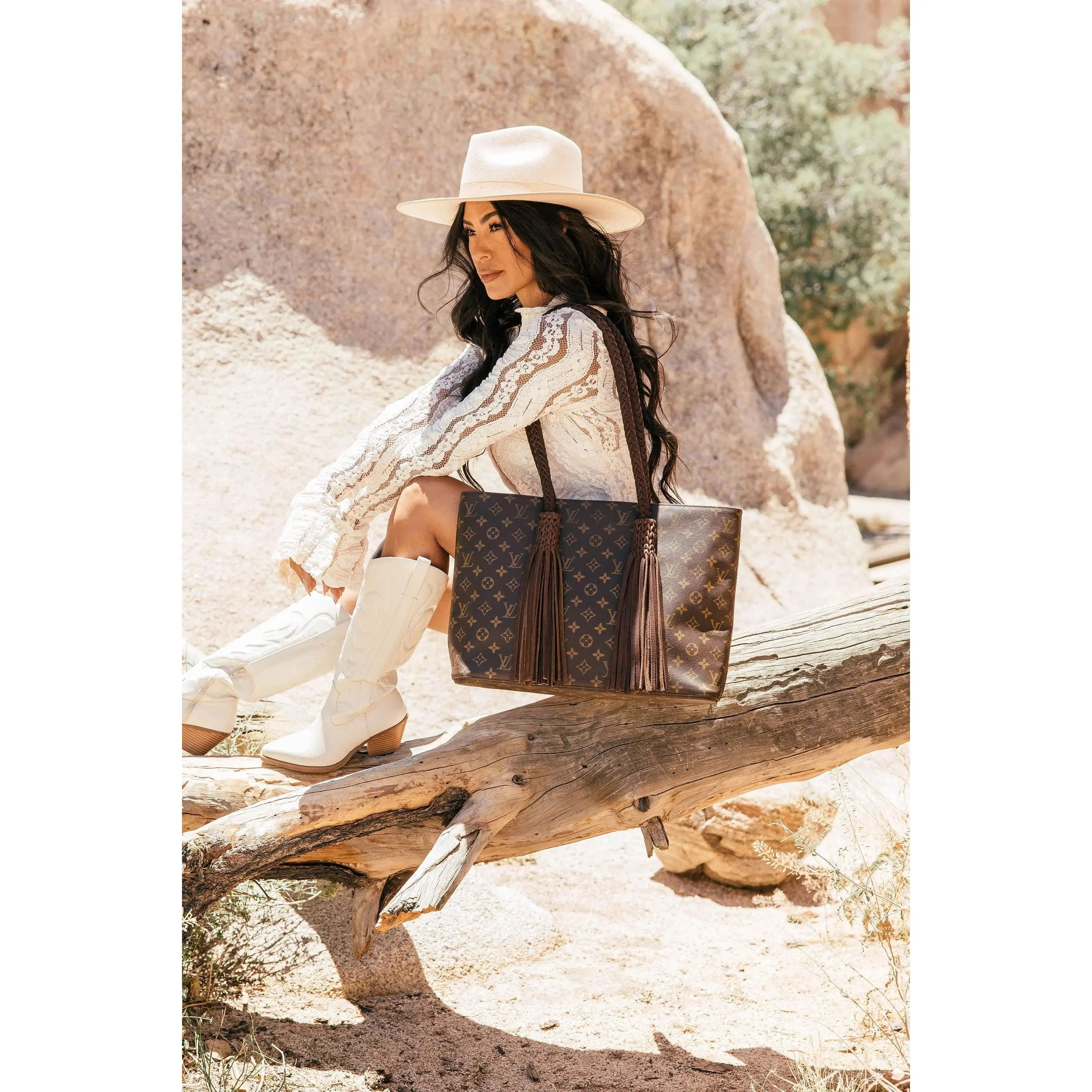 VINTAGE BOHO BAGS GLOBE TROTTER TOTE