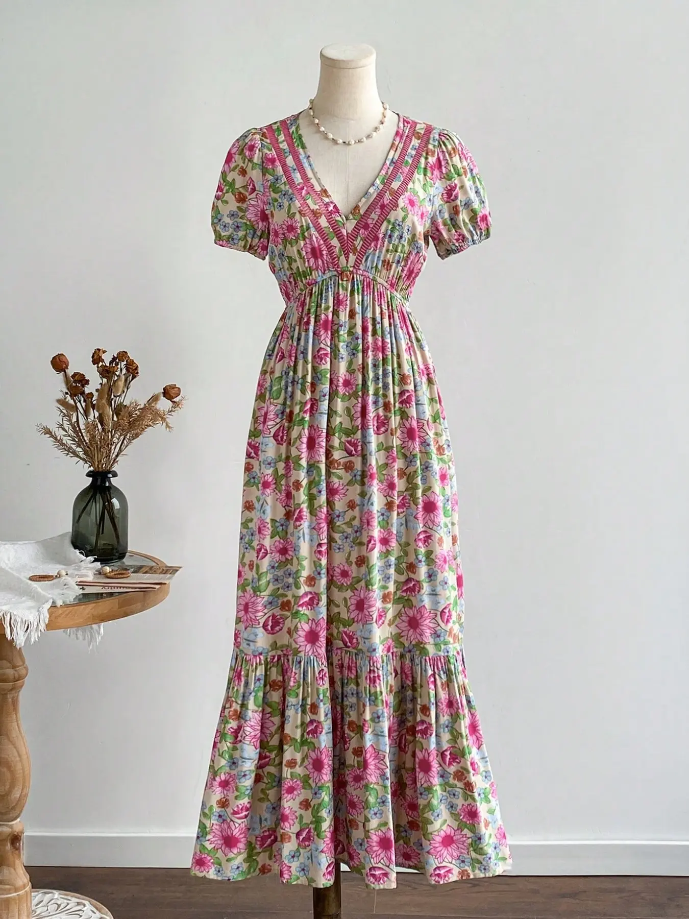Boho Floral Long Dress, V-Neck Short Sleeve, Layered Lace Trim, June Festival Beachwear, Elegant Summer for Women
