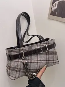 Vintage Plaid Women's Underarm Bag, High-End Commuter Casual Shoulder Bag, French Bread Bag, Stylish and Practical Accessory