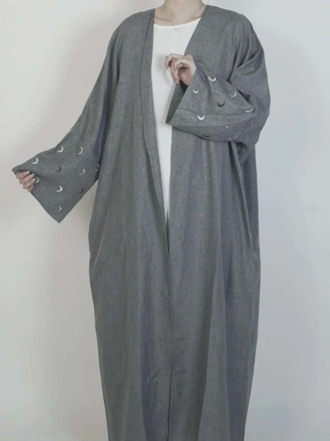 Arabic Clothing-Women's Moon Embroidery Drop Shoulder Abaya, Arabic Clothing, Elegant Long Sleeve V Neck Abaya for Spring, Fashion Women's Islamic Clo