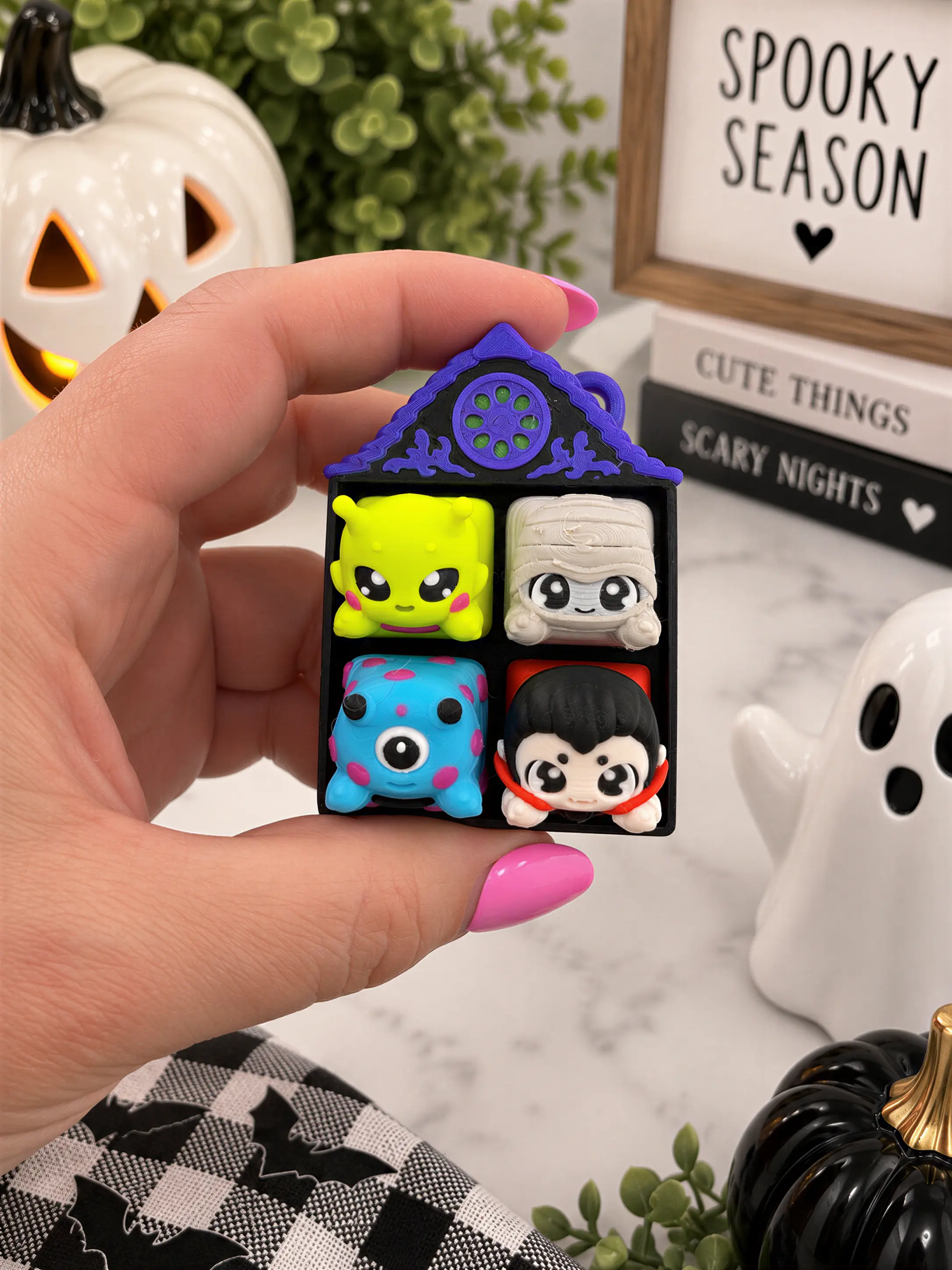 Halloween Artisan Keycaps, 3D Printed Mummy Dracula Monster Alien Keycaps