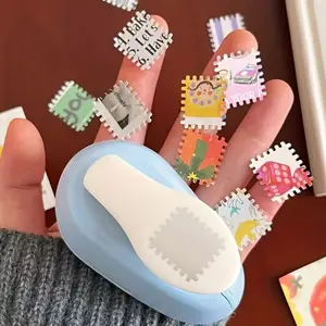 Hole puncher and embossing tool, manual floral design paper hole punch, made of durable plastic, suitable for scrapbook, diary and card making, Smooth Hole Puncher