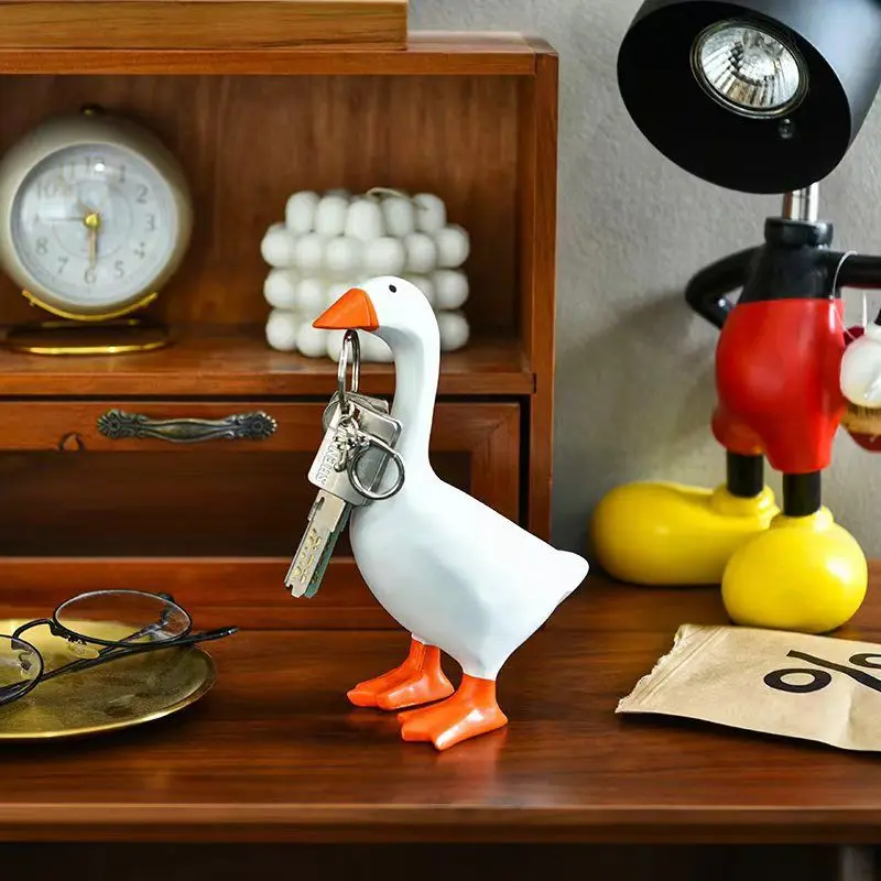 Office Desk Goose Decoration Statue Emotional Support Gift Durable Material Easy Maintenance Perfect for Colleagues and Friends Ornaments Ceramic Figurine Cute Collectible Figurines